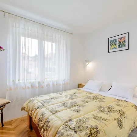 Апартаменти Walk *